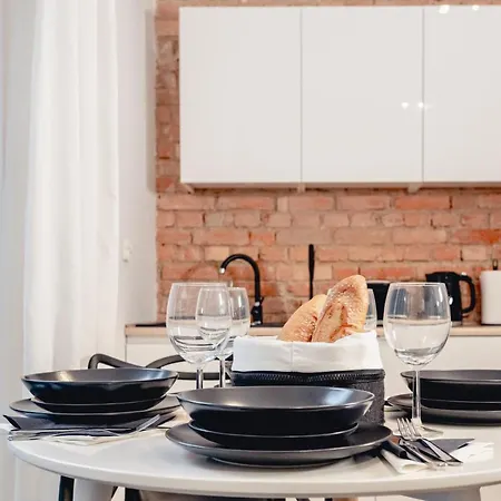 Pamiatkowa 11, 2 Rooms, Self Check In 24h Апартаменты