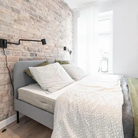 Pamiatkowa 11, 2 Rooms, Self Check In 24h