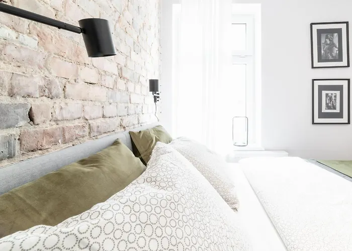 Pamiatkowa 11, 2 Rooms, Self Check In 24h *