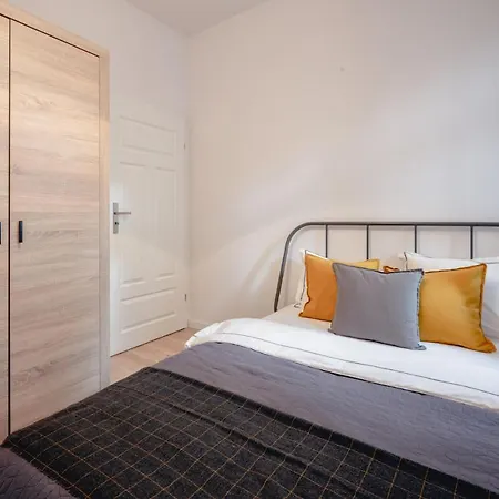 Pamiatkowa 11, 2 Rooms, Self Check In 24h * 포즈난