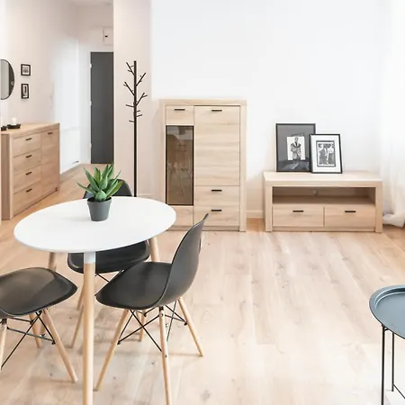 Pamiątkowa 11, 2 Rooms, Self Check In 24h Apartament Poznań
