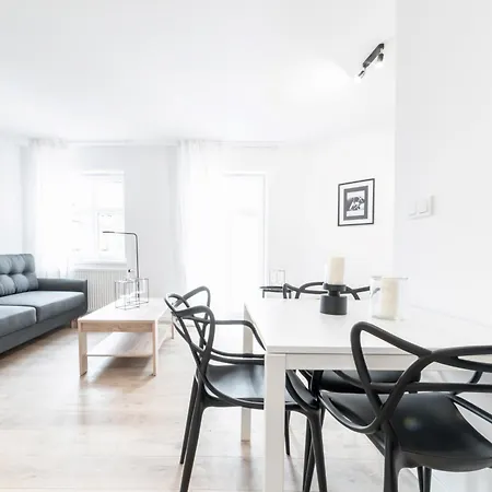 Apartamento Pamiatkowa 11, 2 Rooms, Self Check In 24h Poznan