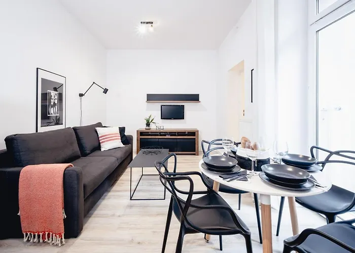 Pamiatkowa 11, 2 Rooms, Self Check In 24h *