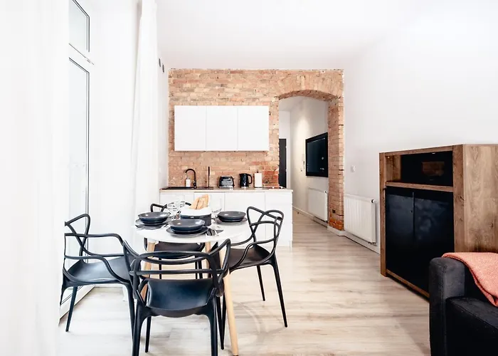 Daire Pamiatkowa 11, 2 Rooms, Self Check In 24h