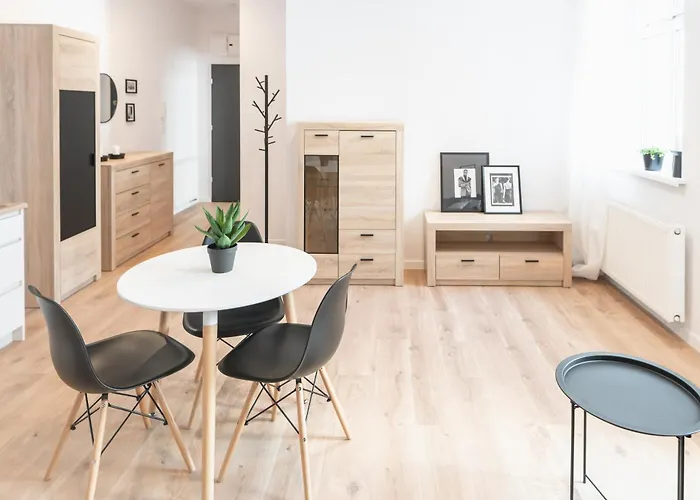 Pamiatkowa 11, 2 Rooms, Self Check In 24h Daire Poznan