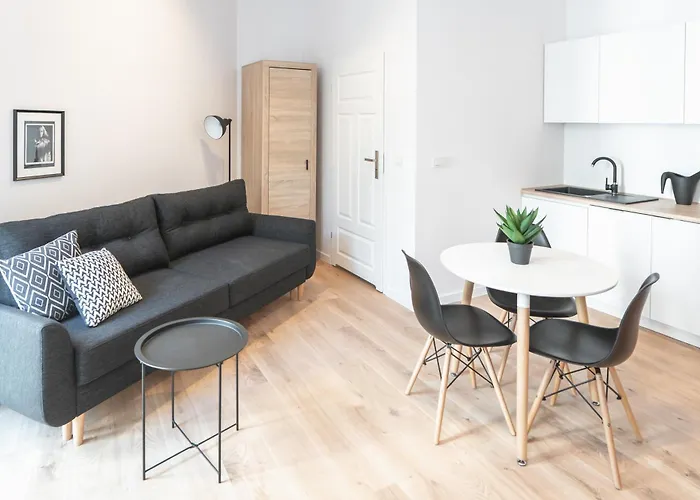 Pamiatkowa 11, 2 Rooms, Self Check In 24h