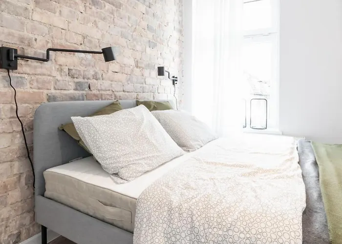 Pamiatkowa 11, 2 Rooms, Self Check In 24h